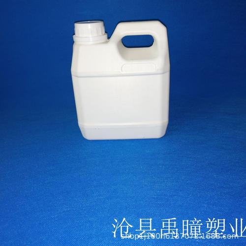 厂家现货供应汽车养护包装容器 4升防冻液壶、1L/4L机油壶与4千克防冻液桶专业解析